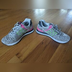 New balance women's 8 WL574